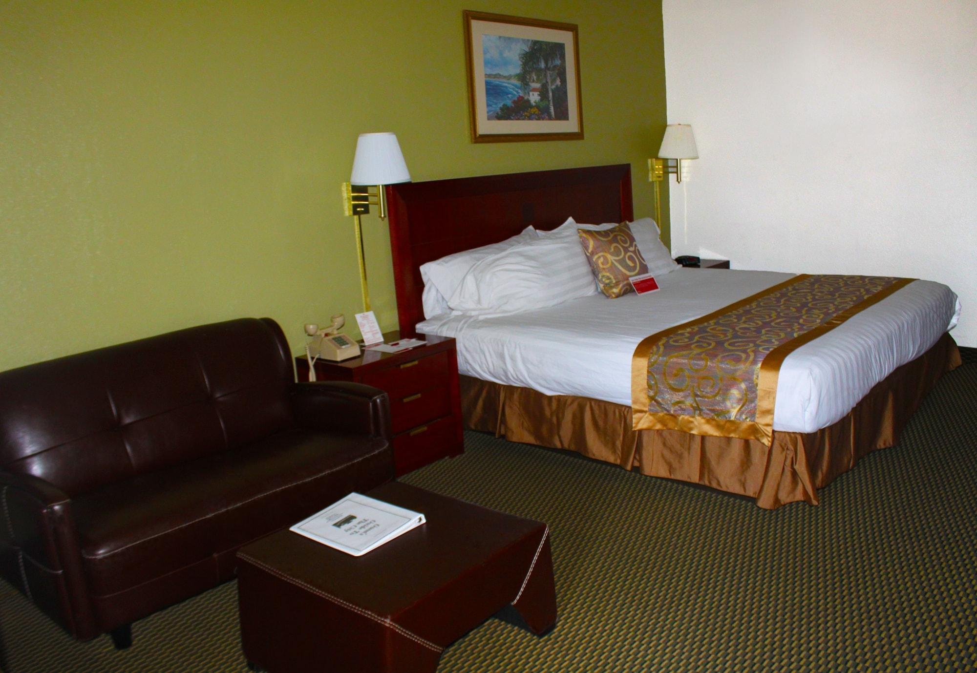 Ramada By Wyndham Temple Terrace/tampa North