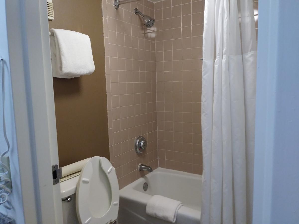 Hotel Ramada By Wyndham Temple Terrace/tampa North Tampa